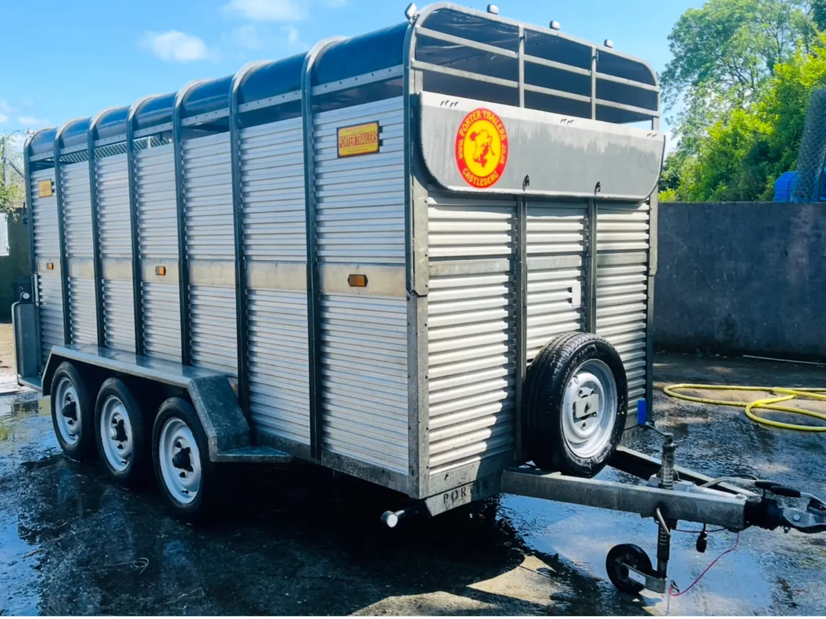 Porter 14 foot livestock trailer - Image 1