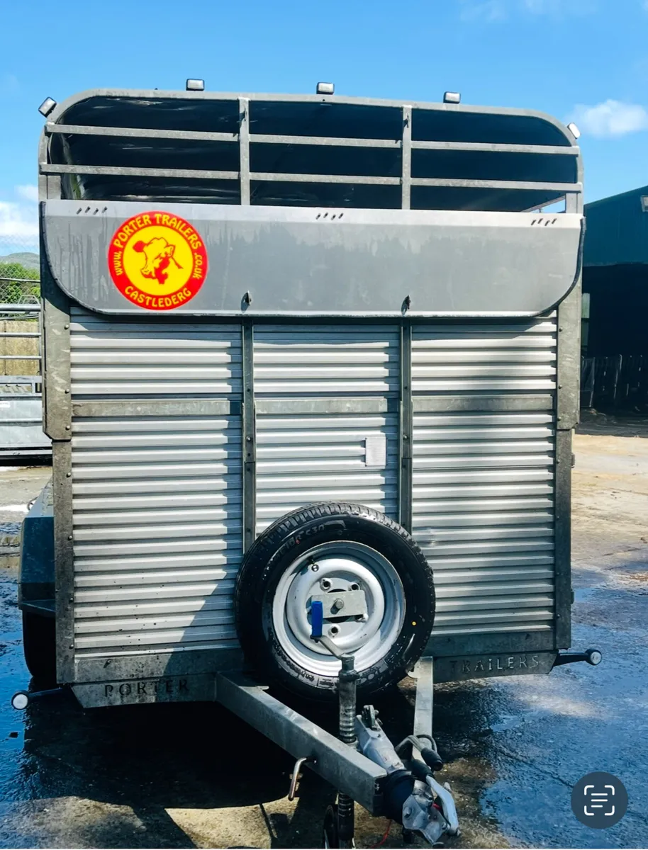 Porter 14 foot livestock trailer - Image 2