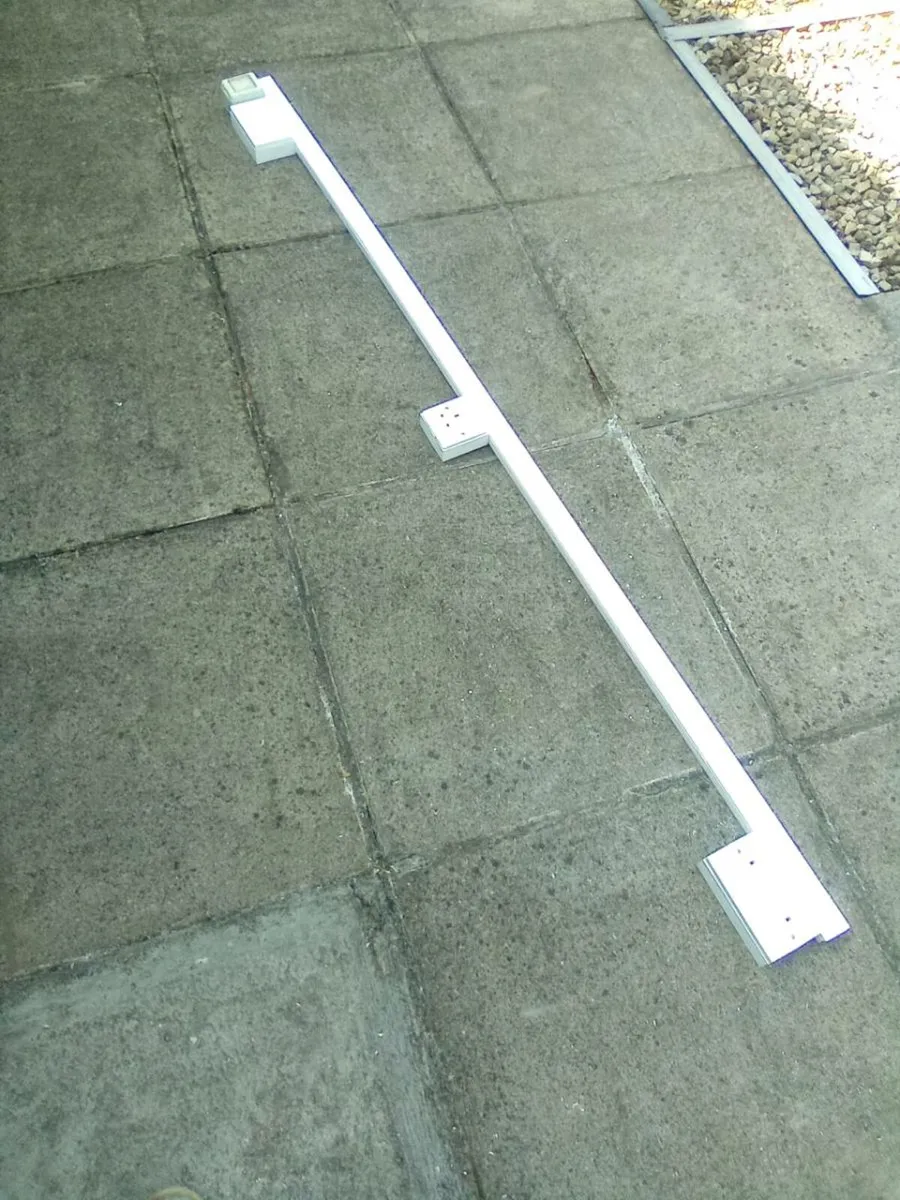 TRUNKING  WITH. 3. SOCKETS. AND. LIGHT SWITCH - Image 2