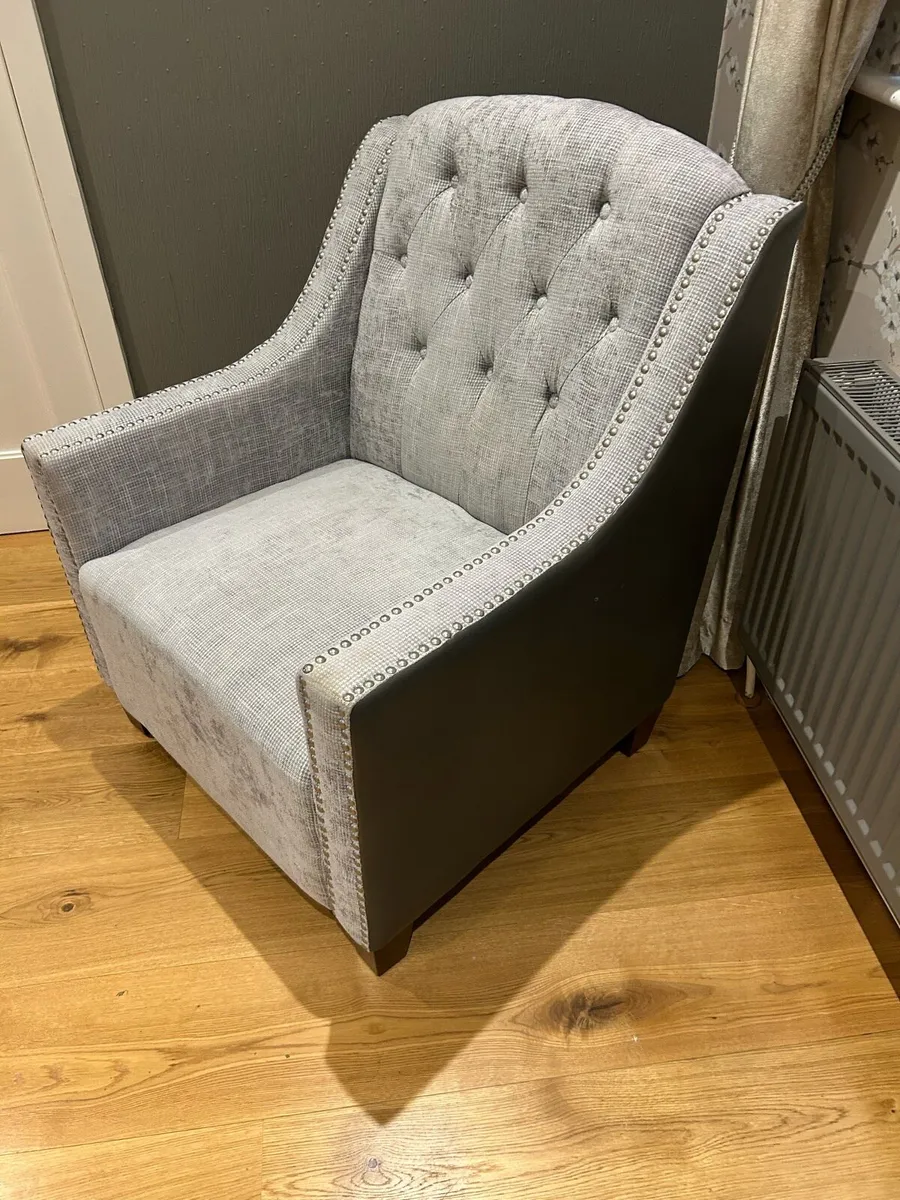 Lounge Chair - Image 2