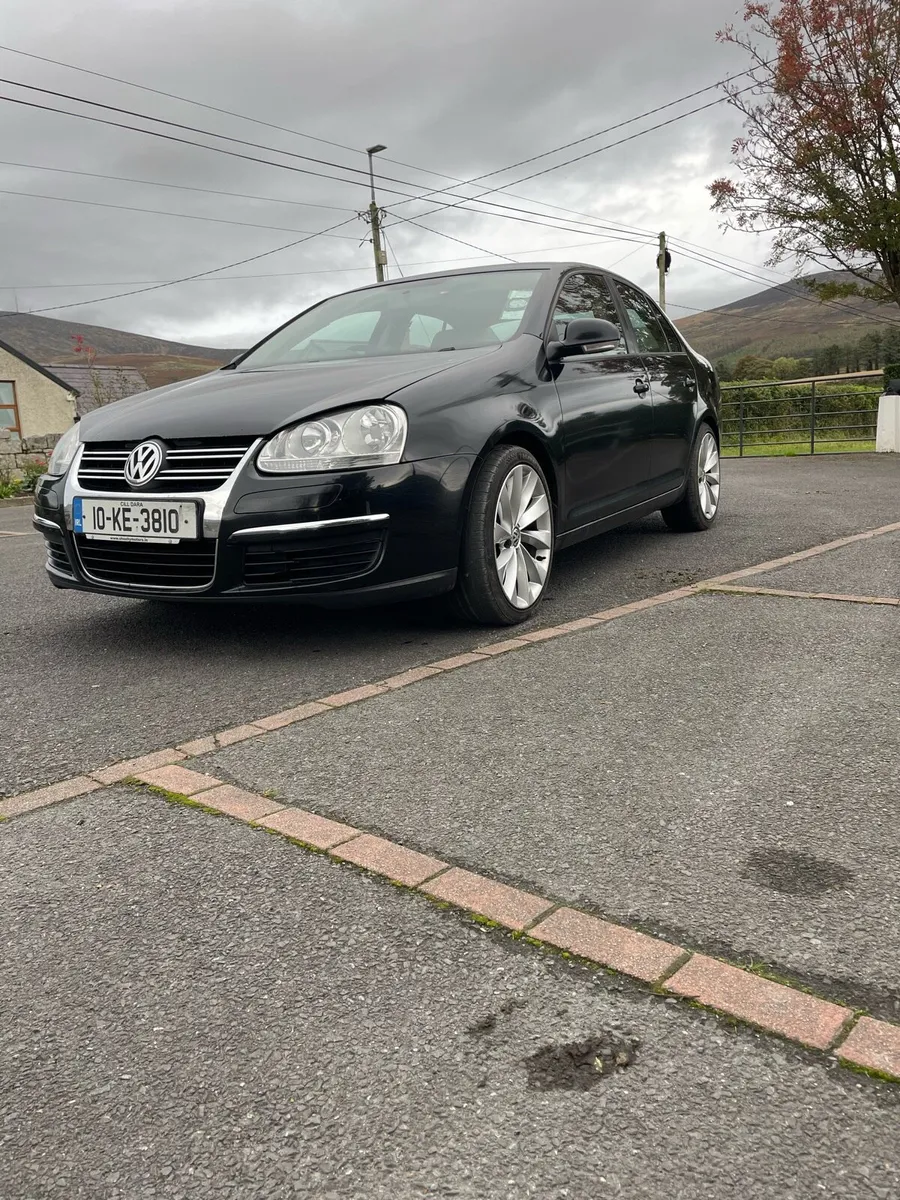 Mk5 Volkswagen Jetta - Image 2