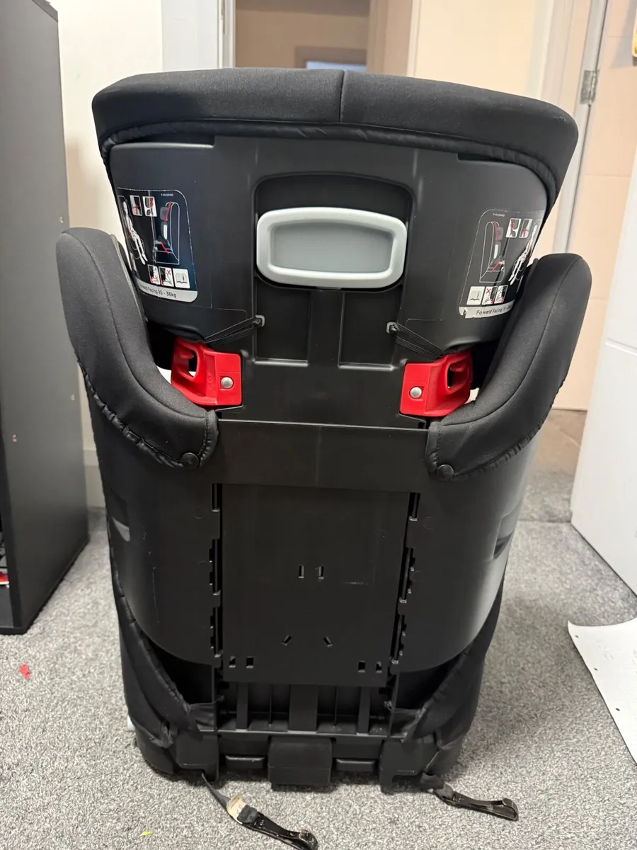 Joie car seat - Image 3