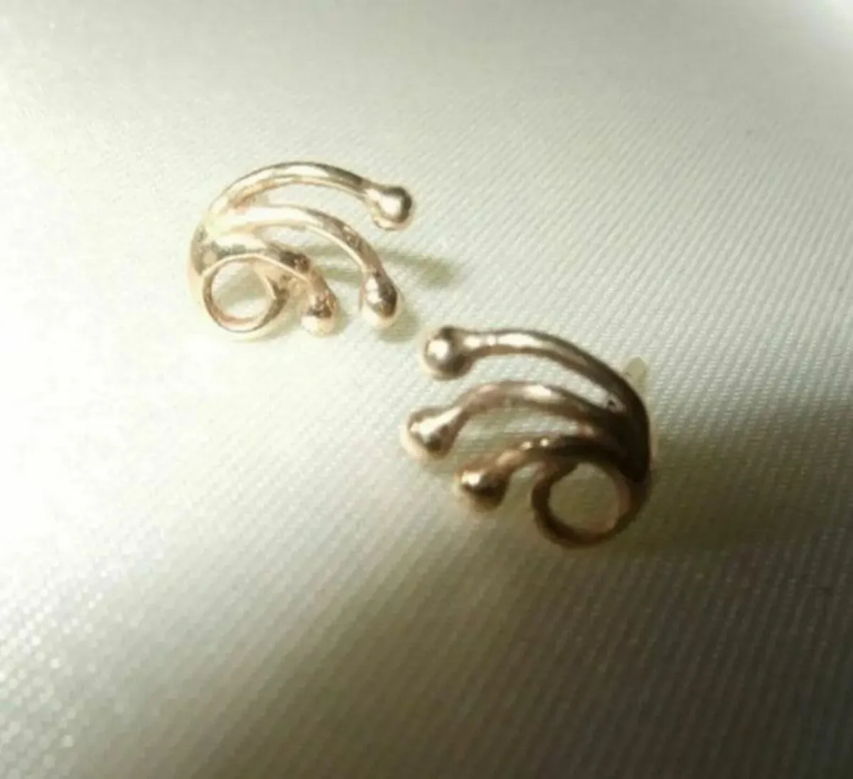 Vintage 9ct Gold Earrings - Image 2