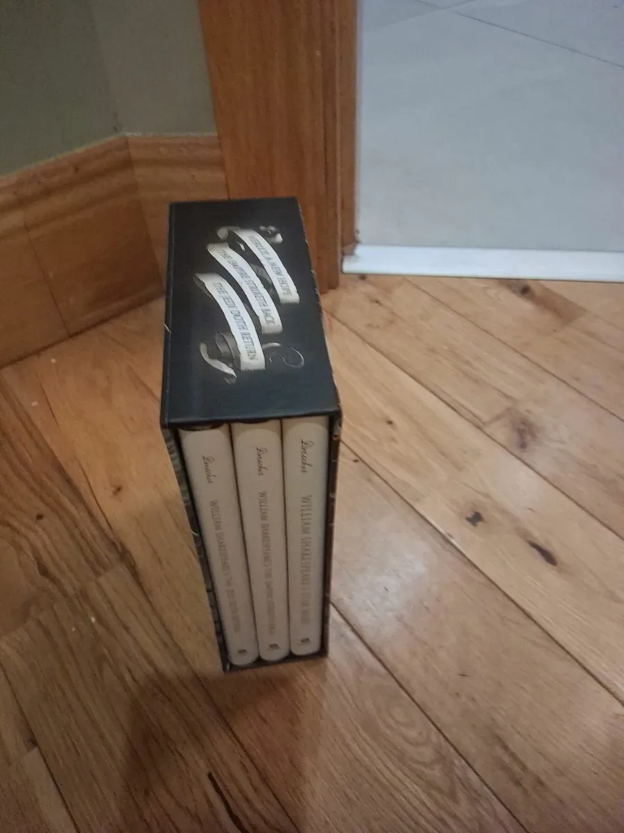 William Shakespeare's  starwars Trilogy - Image 3