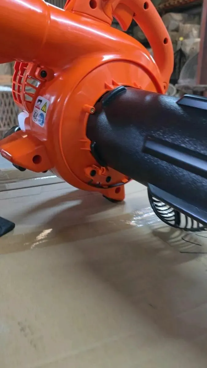 Leaf blower and vacuum 2in1 2 stroke brand new - Image 2