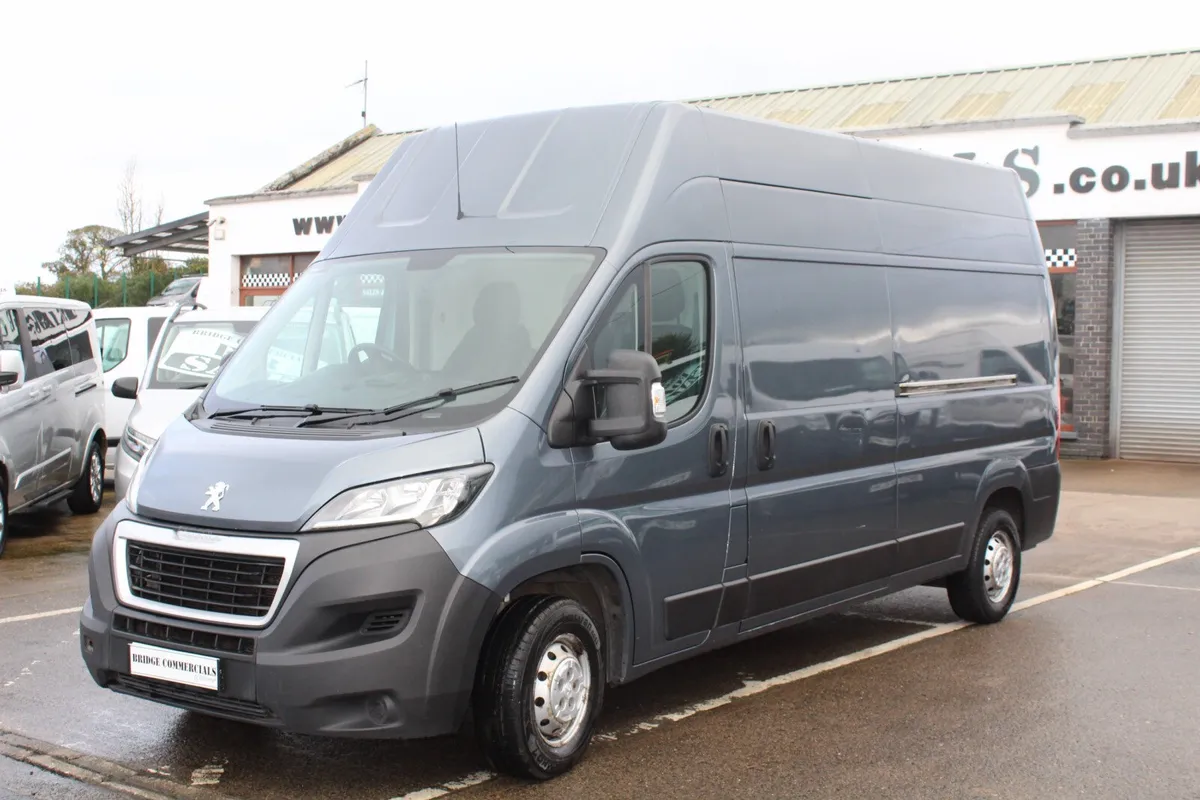 2020 Peugeot Boxer L3H3 Professional - Image 1