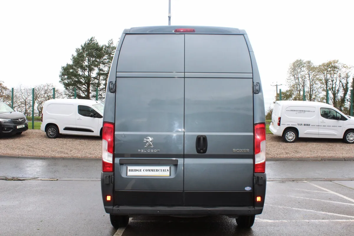 2020 Peugeot Boxer L3H3 Professional - Image 4