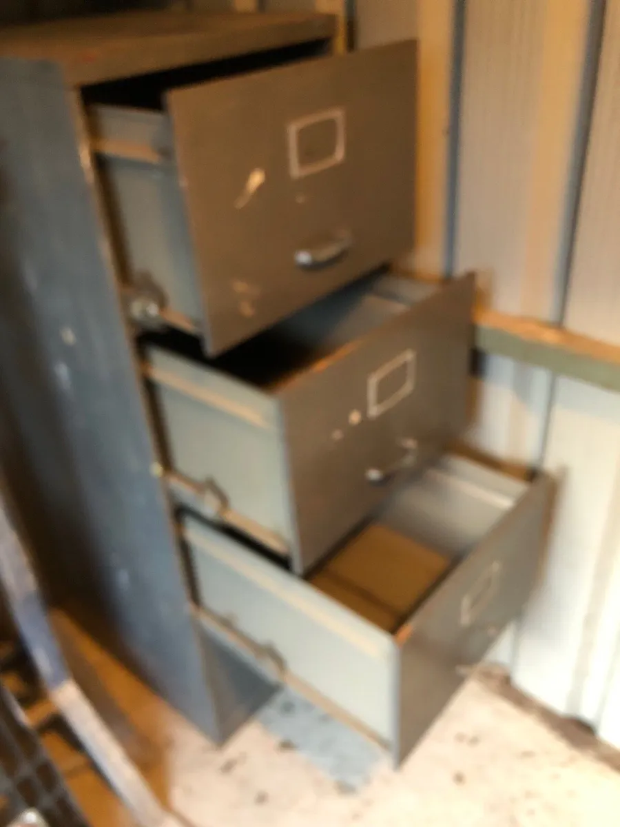 File cabinet - Image 2