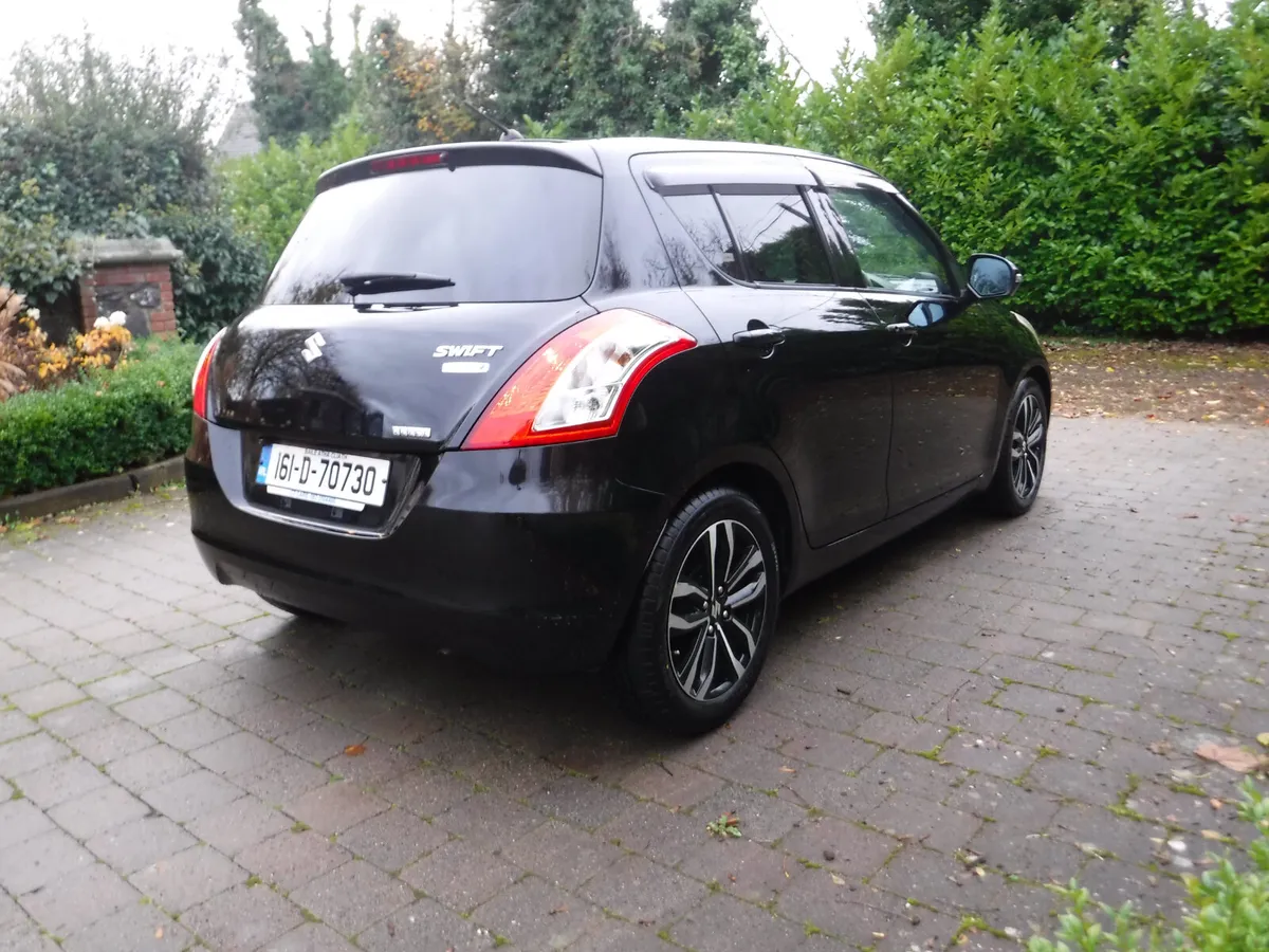 Suzuki Swift 1.2 AUTO STYLE ED HEATED SEATS - Image 3
