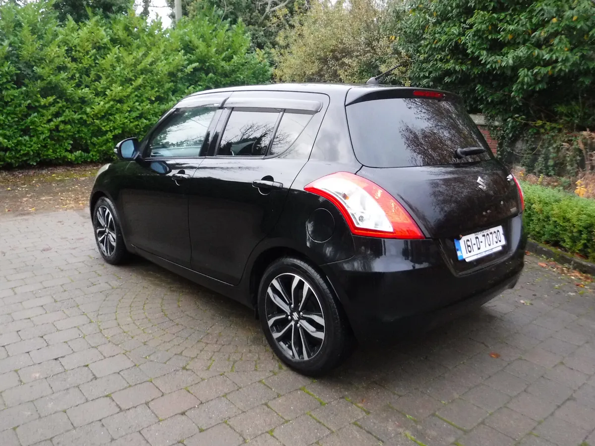 Suzuki Swift 1.2 AUTO STYLE ED HEATED SEATS - Image 4