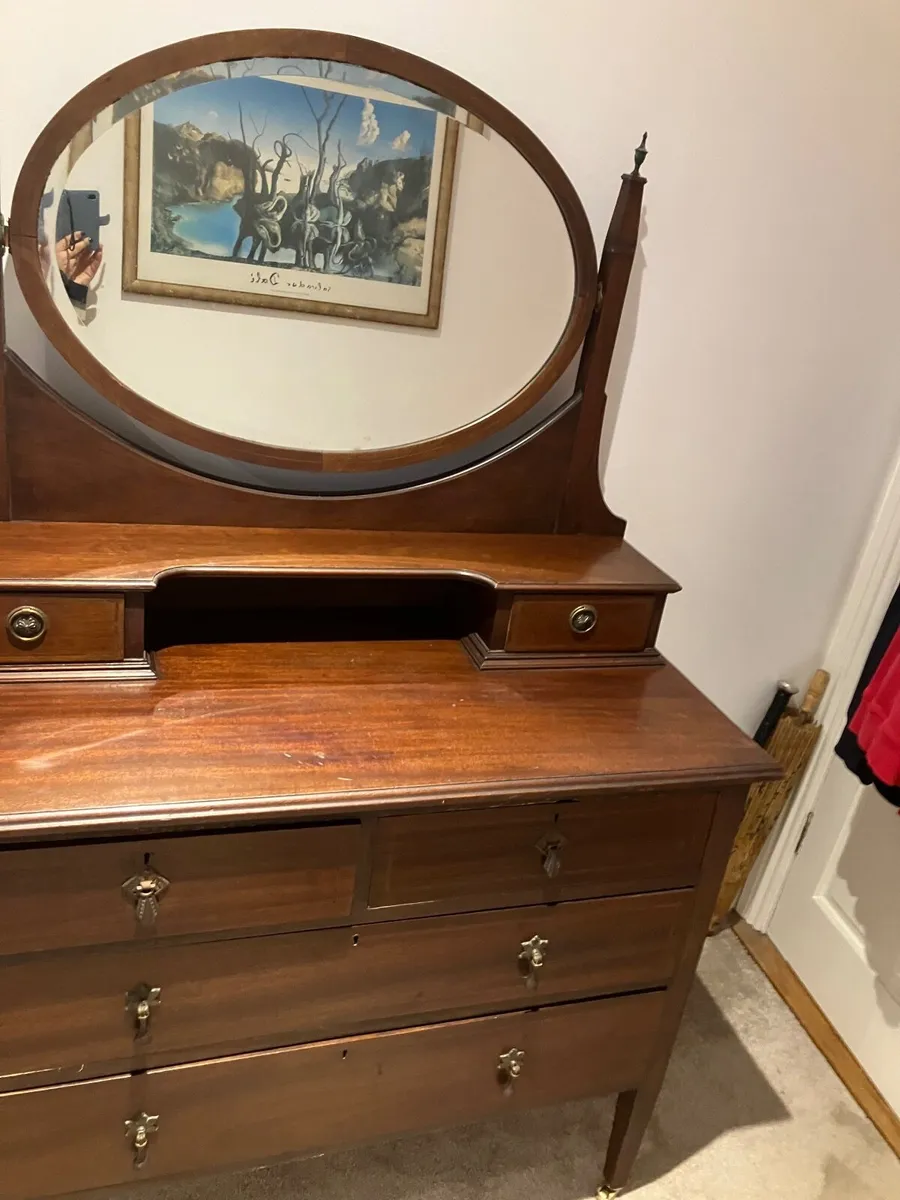 Dressing table - Image 2