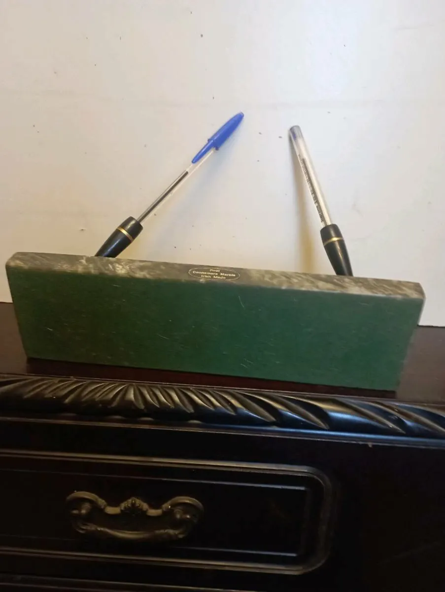 VINTAGE IRISH BRASS PERPETUAL DOUBLE PEN CALENDAR - Image 4