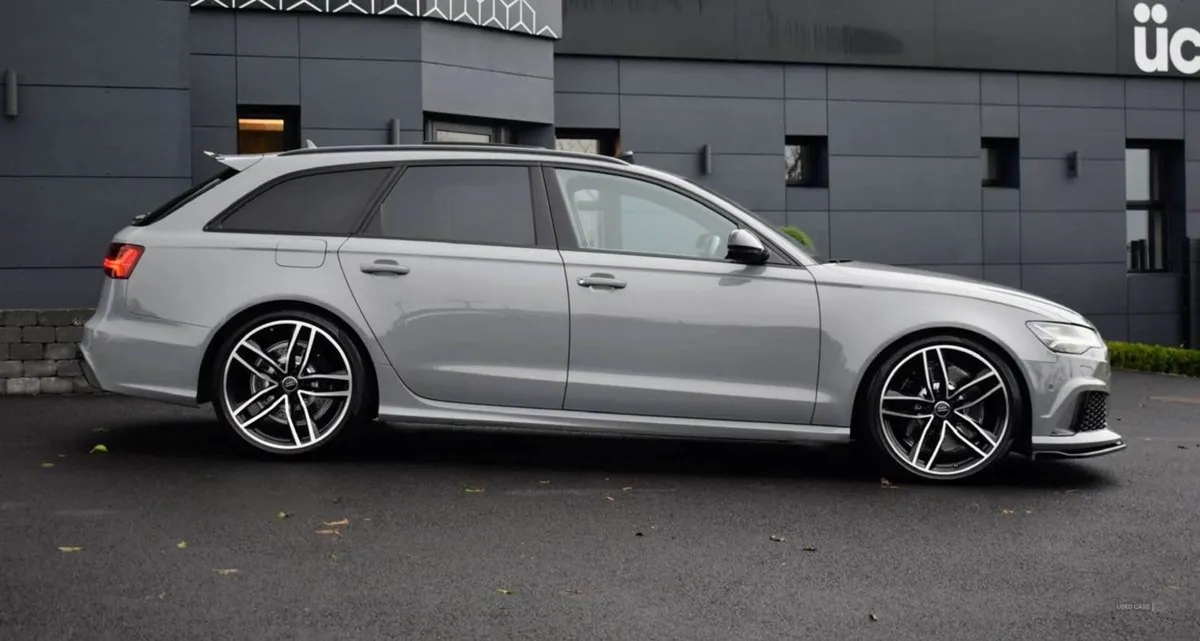 Audi A6 4.0 RS 6 Performance Tfsi Quattro Auto 4W - Image 4