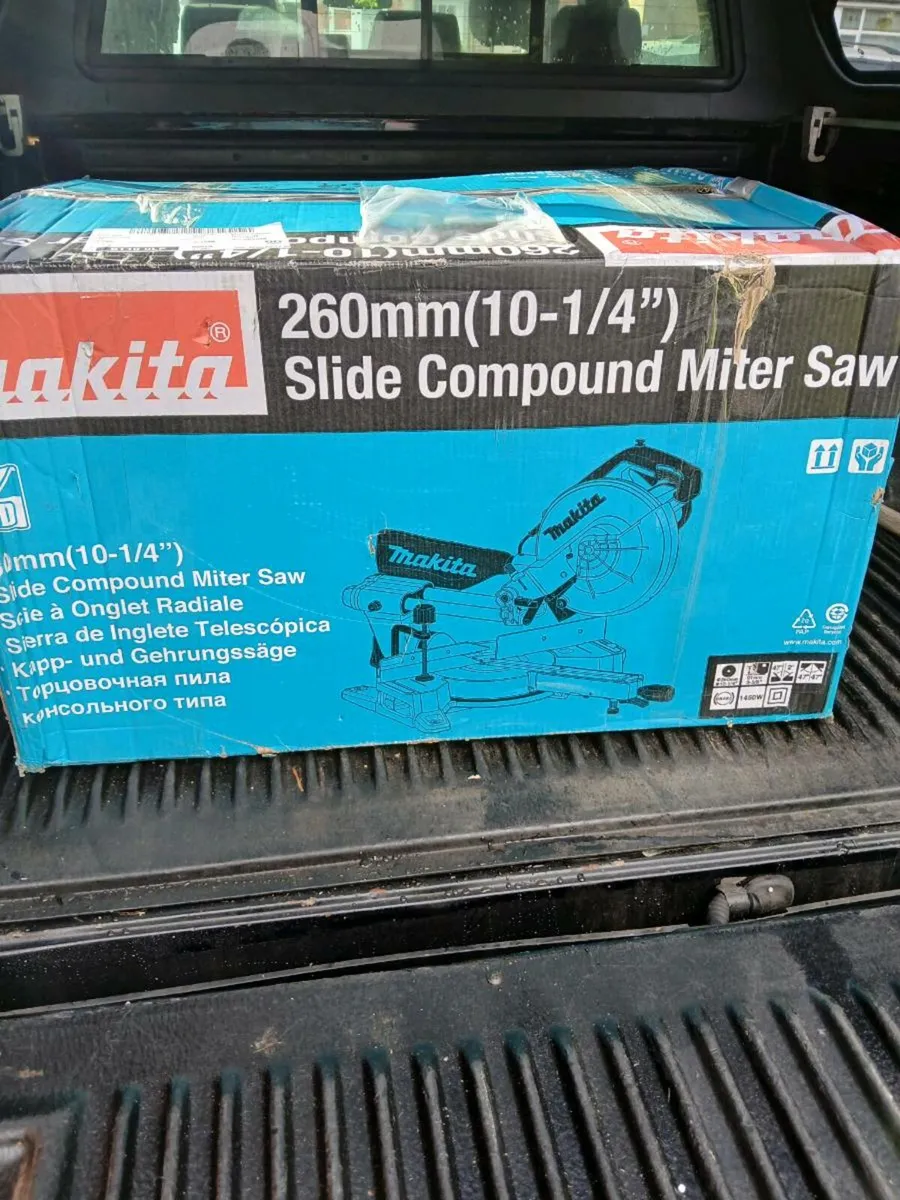 MAKITA SAW - Image 2