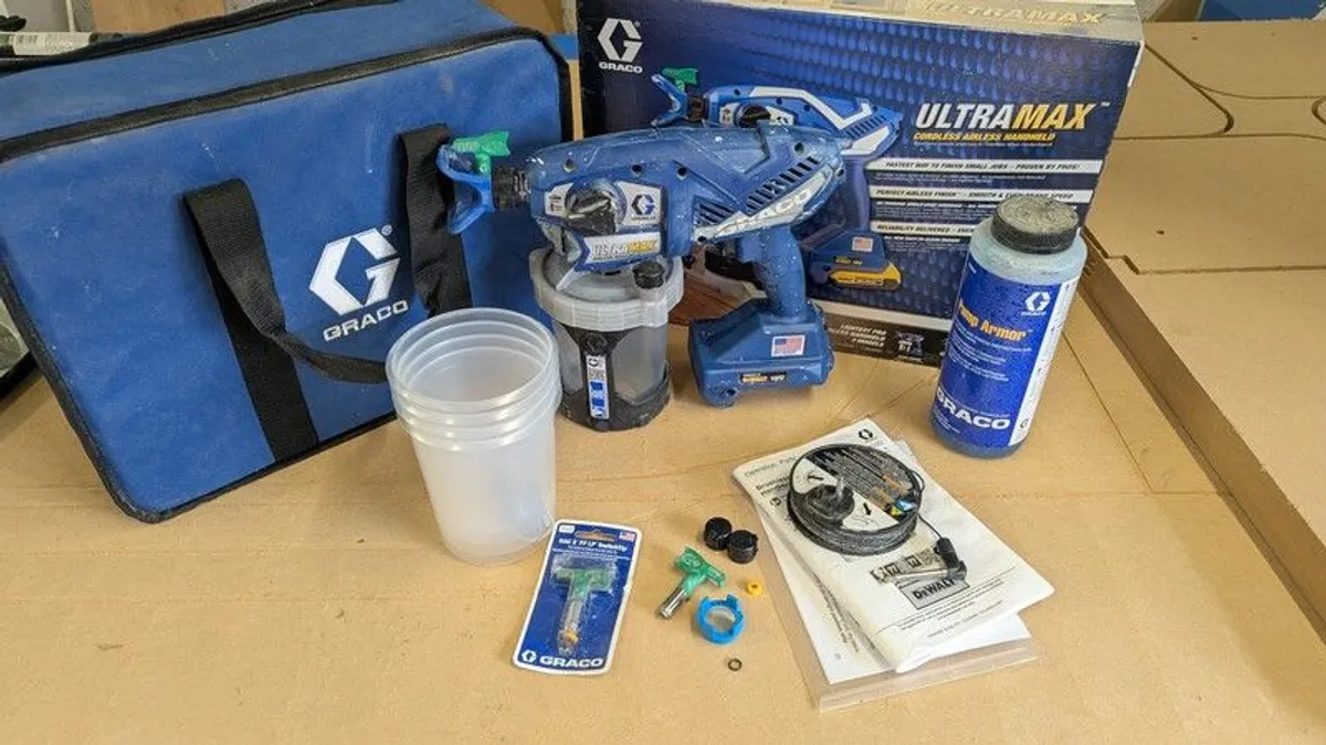 Graco Ultramax cordless paint sprayer airless - Image 1