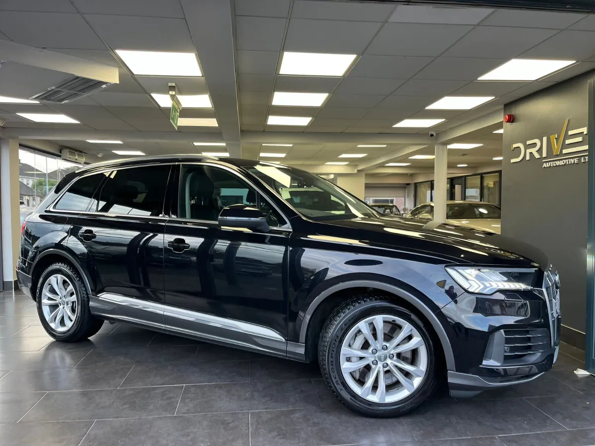 Audi Q7 2020 45 TSI SPORT - Image 1