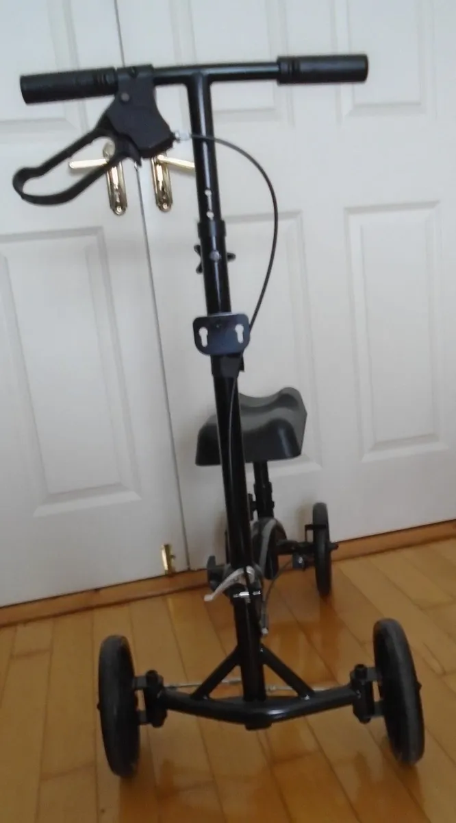 Knee walker.knee scooter - Image 2