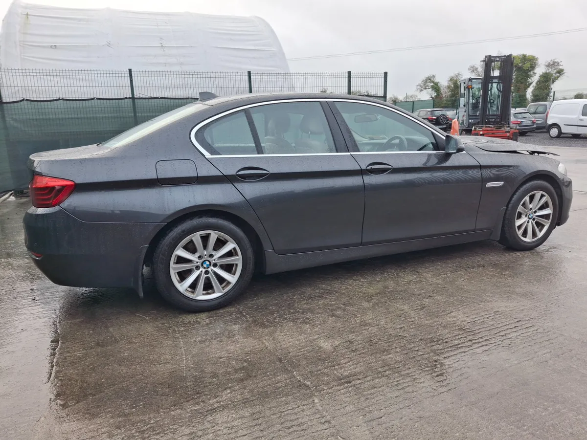 2015 BMW 520D Automatic - Image 4