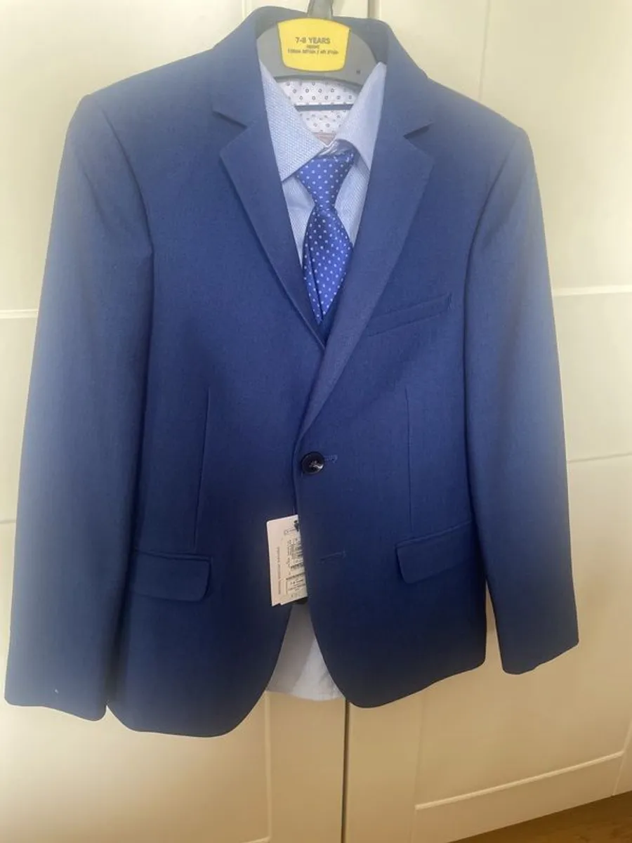 boys navy suit - Image 1