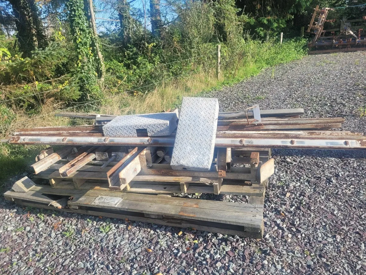 Farm Items - Image 2