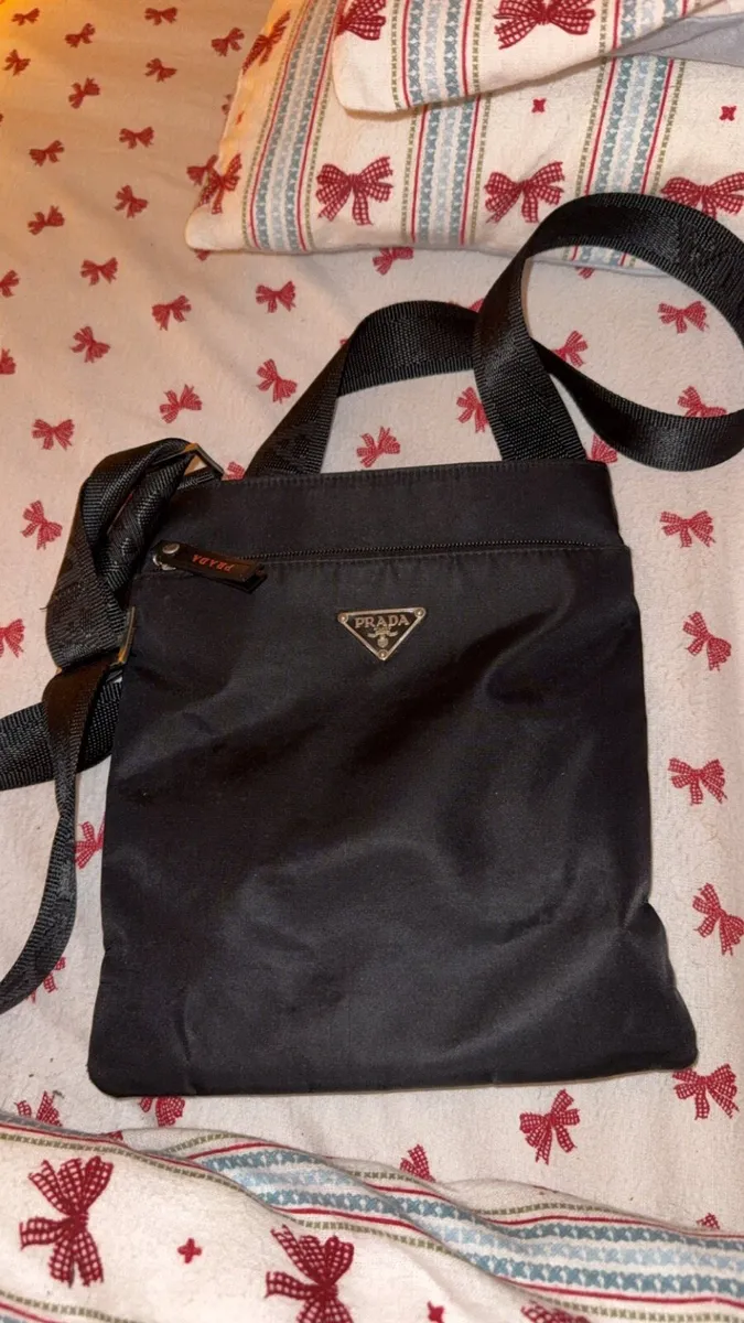 Prada crossbody bag unisex black - Image 3