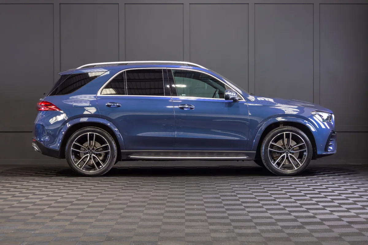 2024 Mercedes-Benz GLE 400e 4Matic AMG Line - Image 2