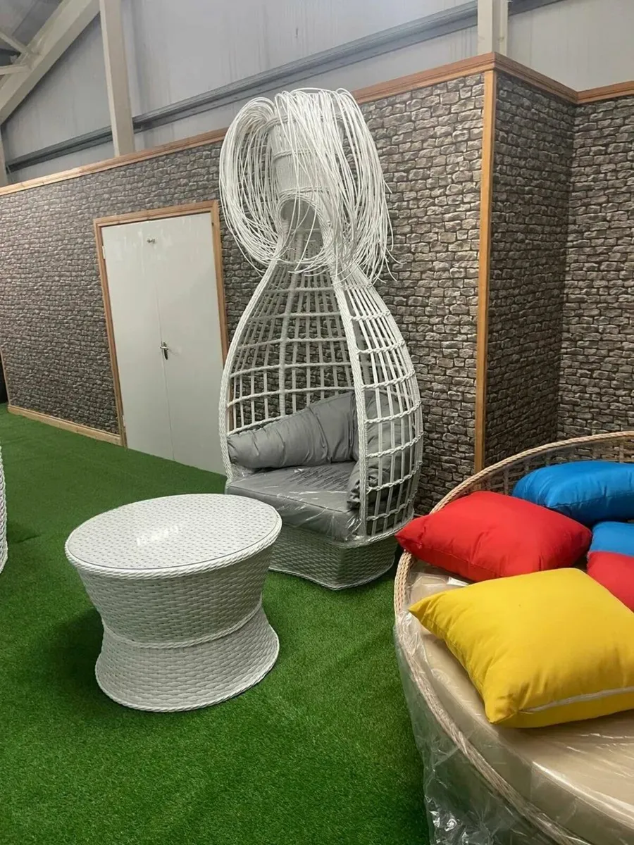 Rattan garden seat, outdoor seat, brand new - Image 2