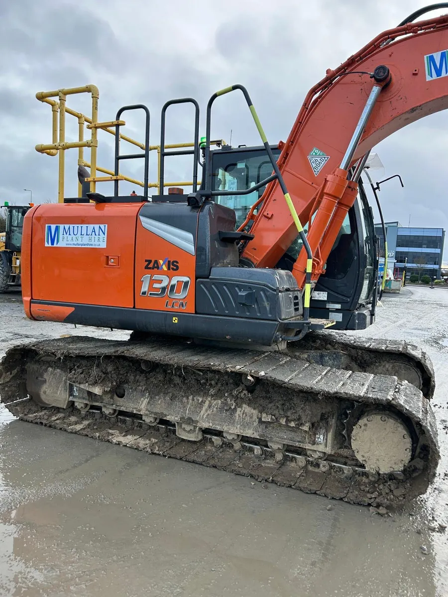 2022 Hitachi ZX130 Only 3775Hrs - MULLANS - Image 3