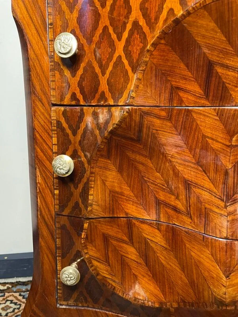 Invertedly Carved Chest of Drawers in Mahogany and Kingwood - Image 3