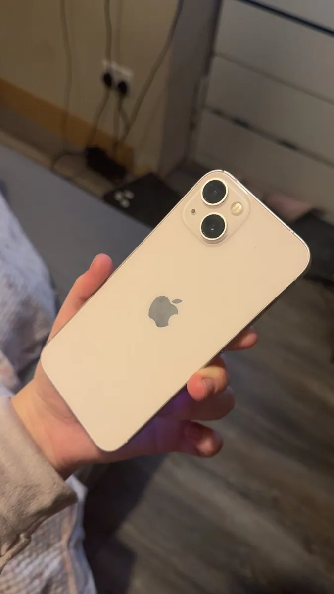 iphone 13 - Image 4
