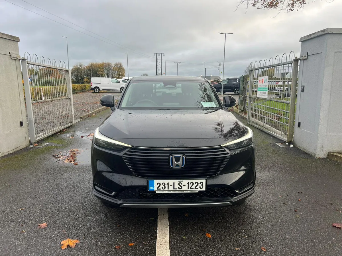 Honda HR-V Elegance e:HEV 2023 - Image 2