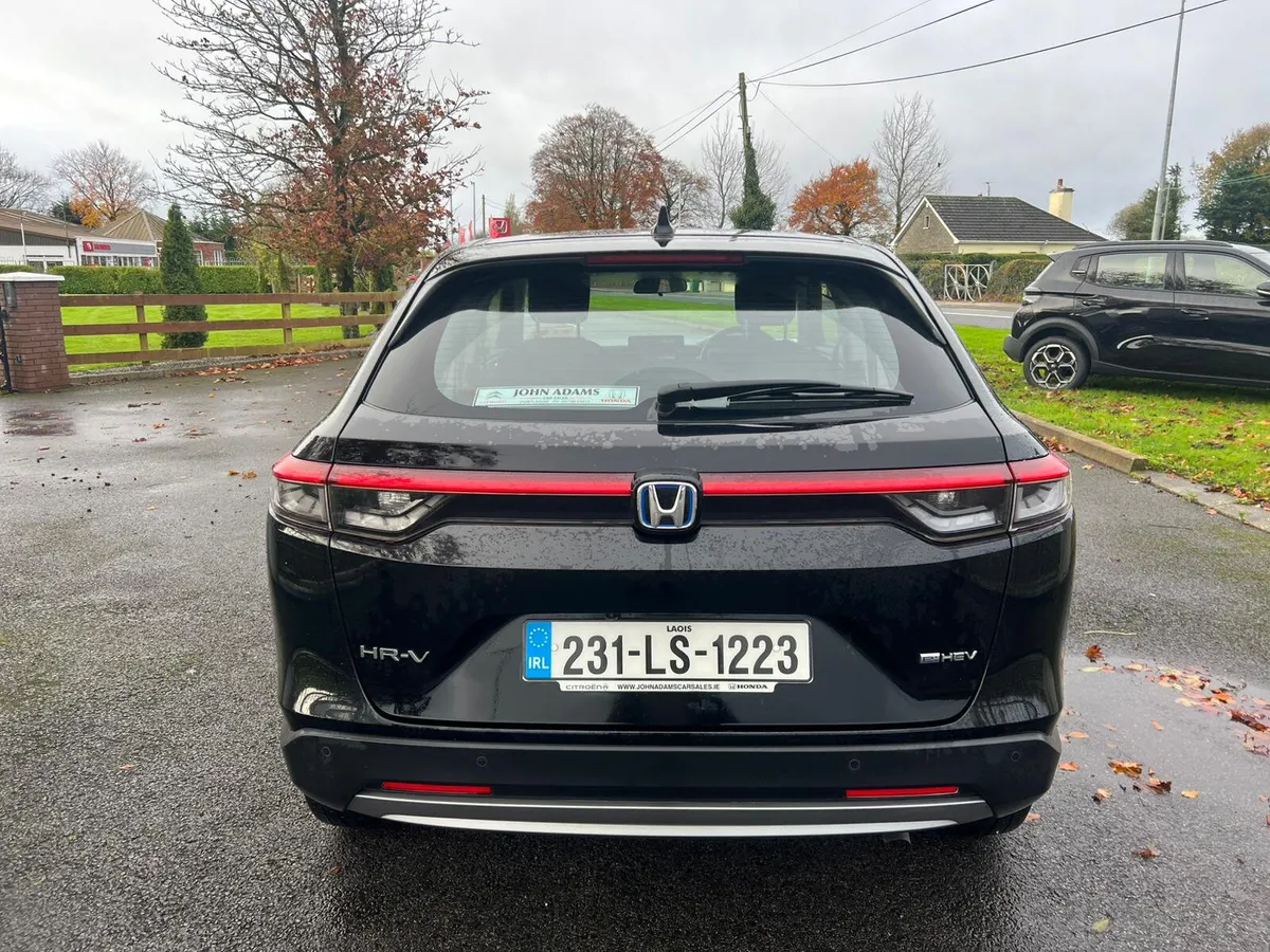 Honda HR-V Elegance e:HEV 2023 - Image 4