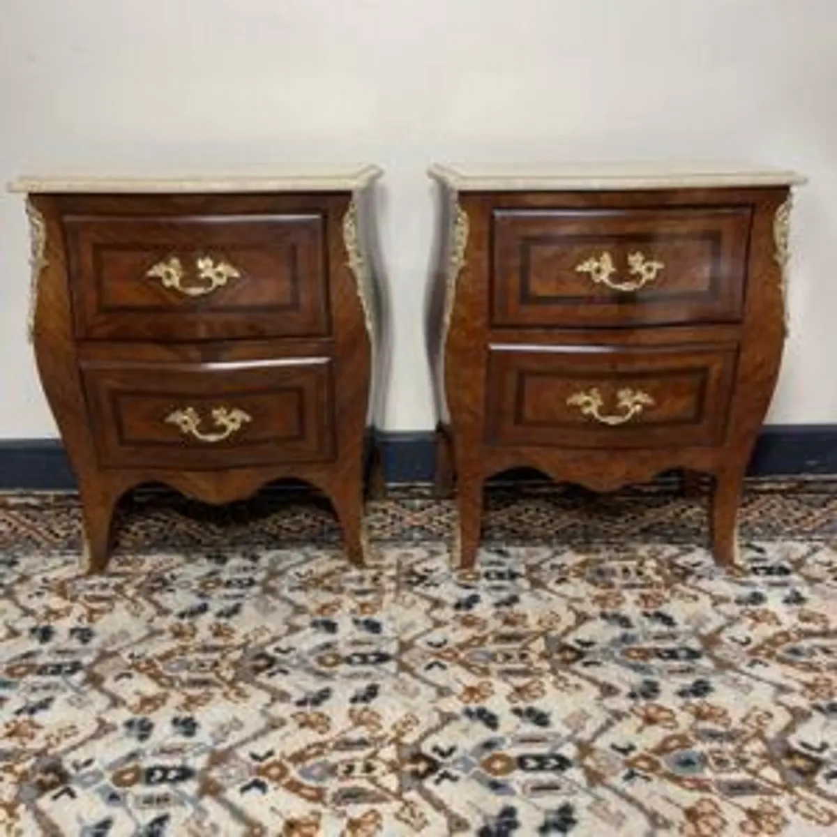 Pair of French Empire-Style Bedside Lockers / Bombe Nightstands - Image 1