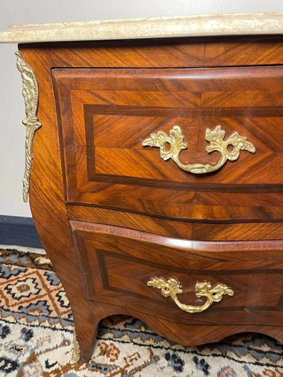 Pair of French Empire-Style Bedside Lockers / Bombe Nightstands - Image 3