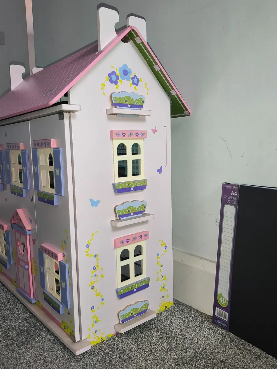 Wooden Dolls House - Image 3