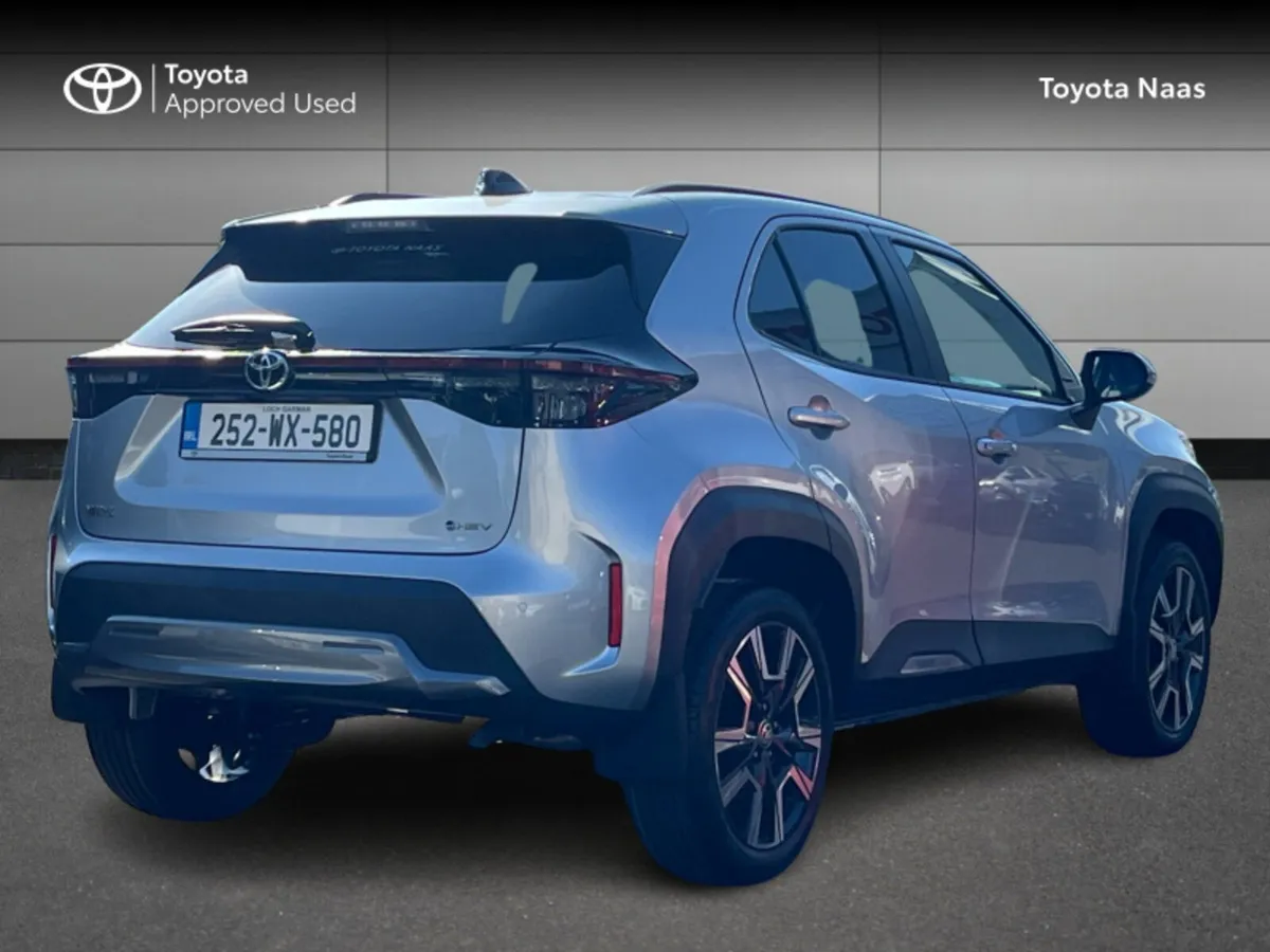 Toyota Yaris Cross YARIS CROSS SOL - Image 2