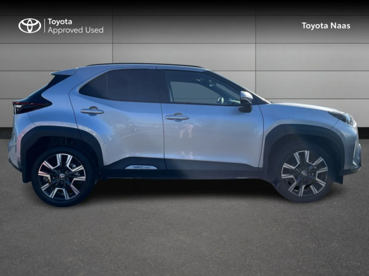 Toyota Yaris Cross YARIS CROSS SOL - Image 3