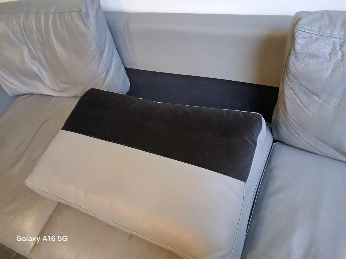 Sofa - Image 2