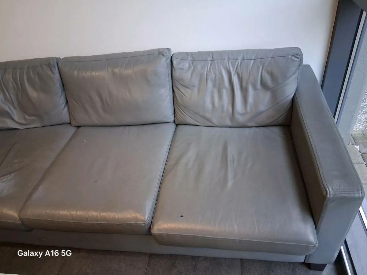 Sofa - Image 3