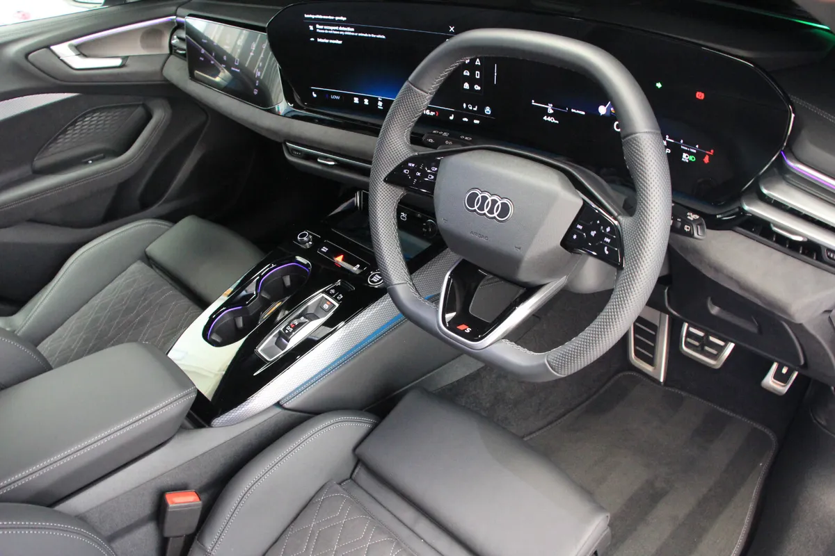 A5 Quattro Ed 1 * 204 Tdi * B&O * Heads Up* Extras - Image 3