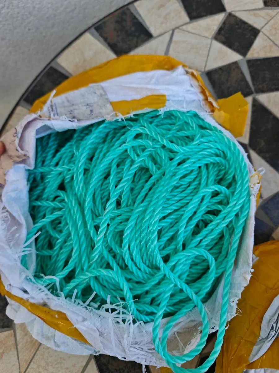 new nylon ropes about 10kg, different thickness - Image 4