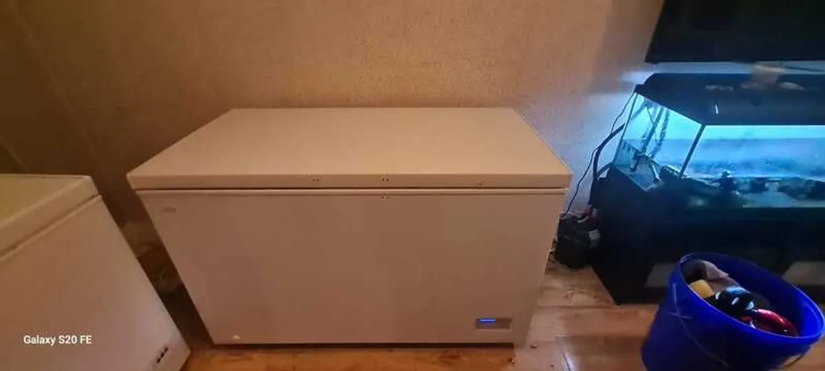 2 x Large Chest Freezers - Image 2
