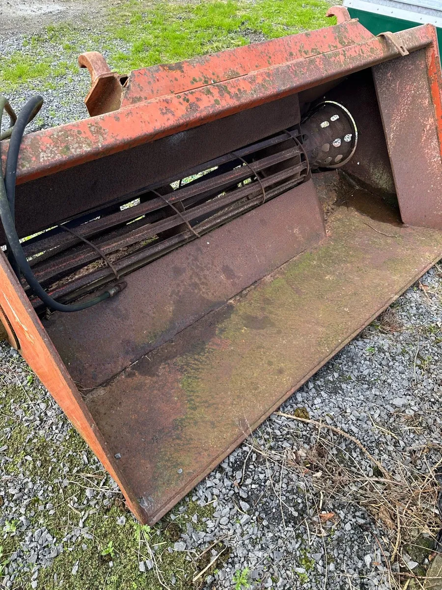 Beet Chopper Bucket - Image 3