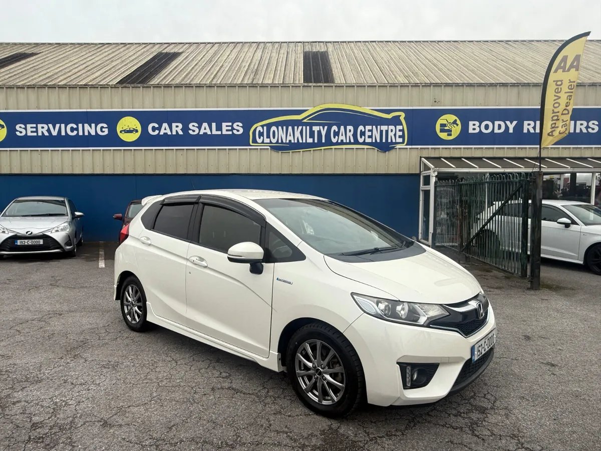 One Owner Honda Fit Self Charging Hybrid - Image 4