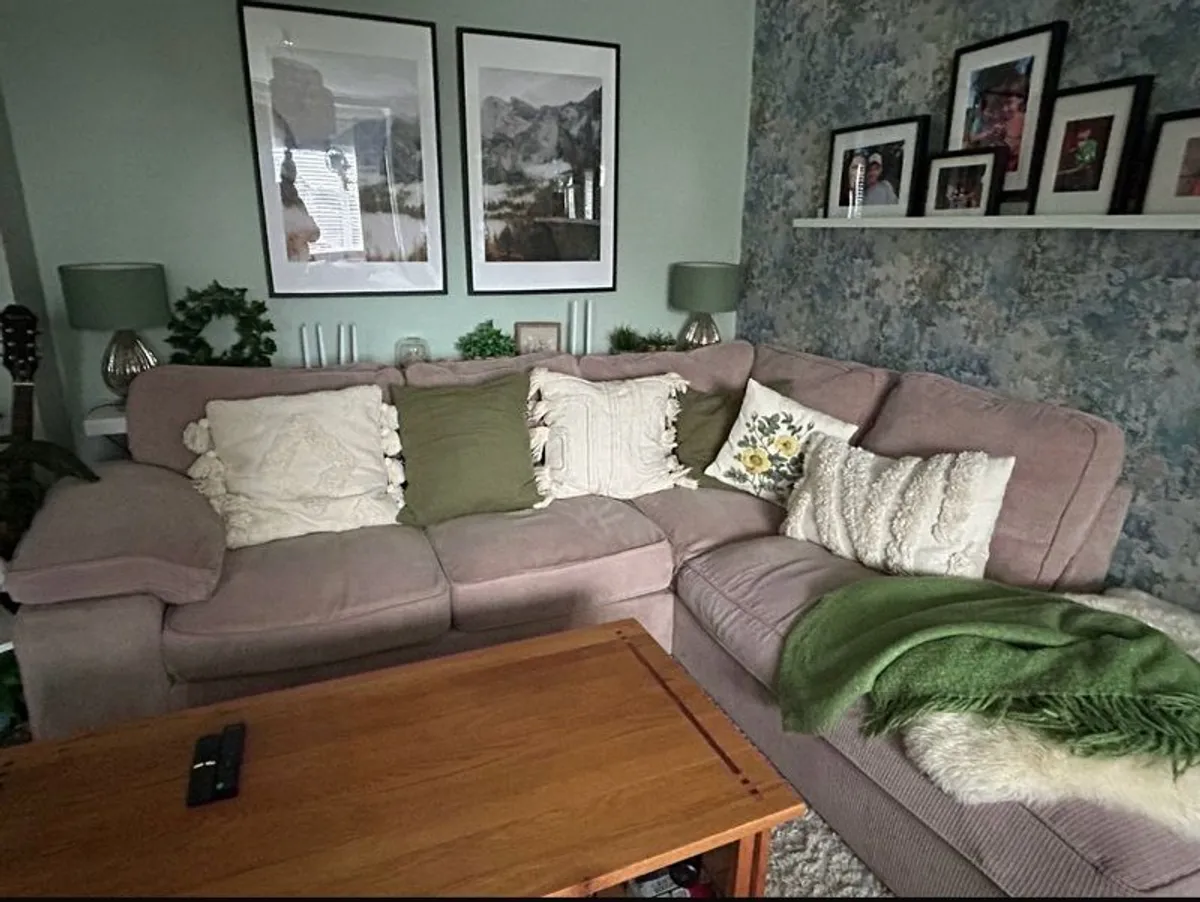 Corner sofa - Image 1