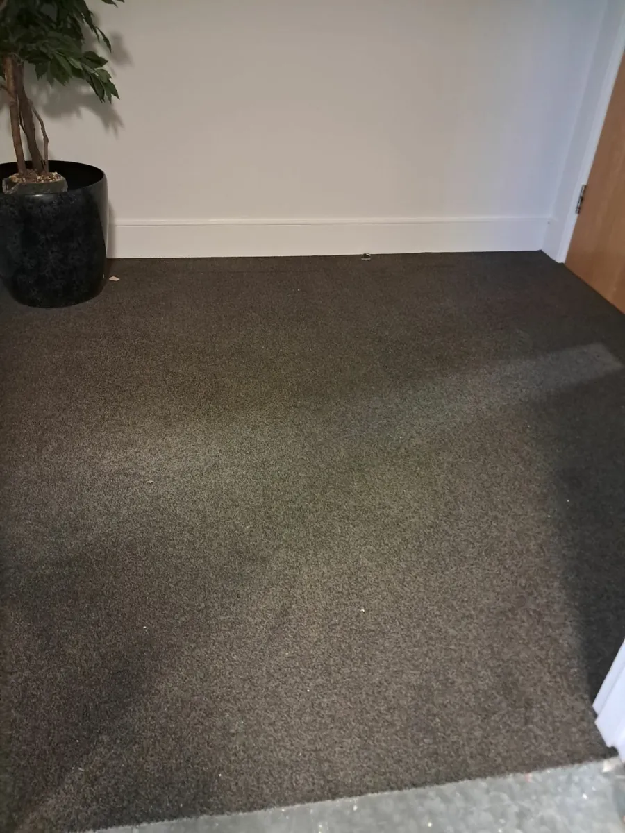 Carpet tile - Image 1