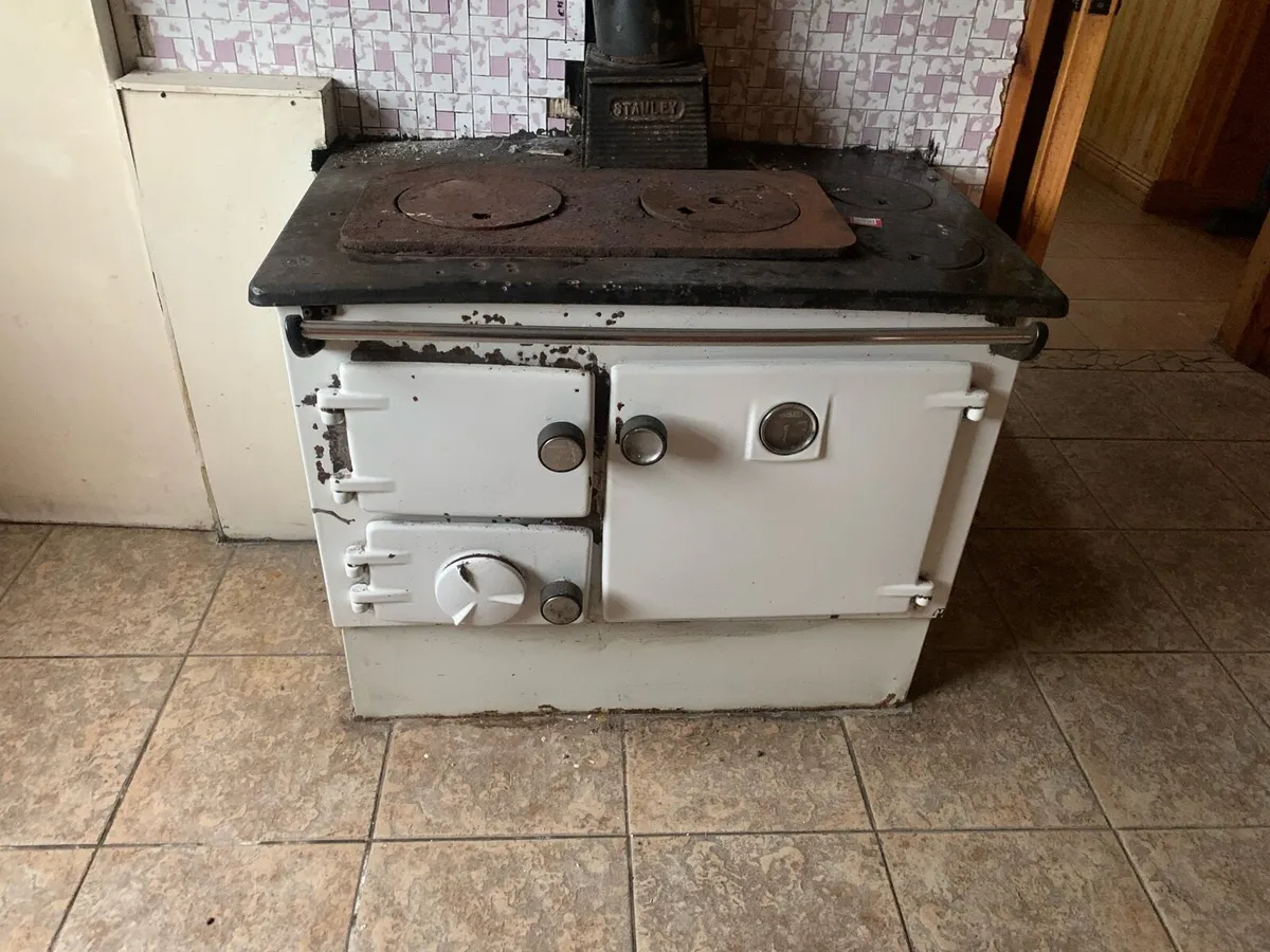 Stanley no 8 cooker - Image 1