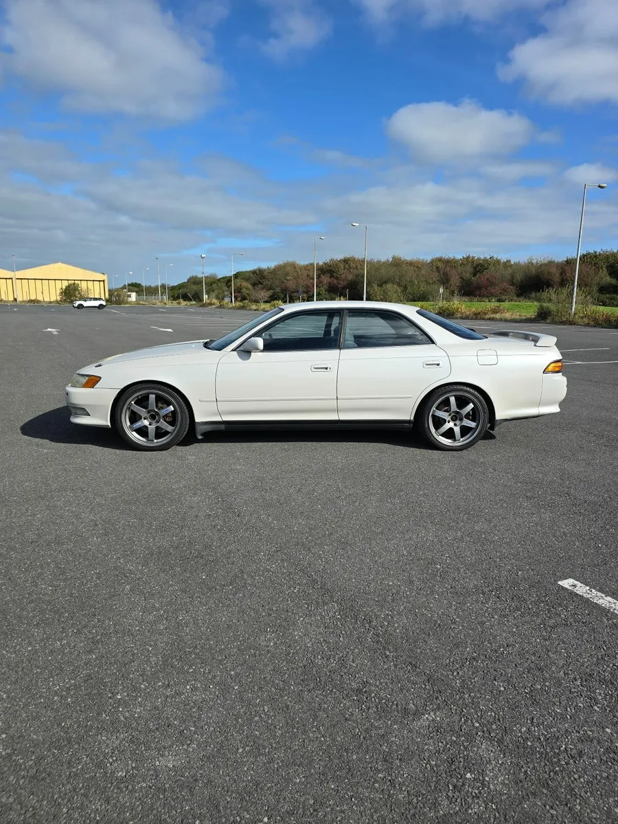 1995 Toyota Mark II Tourer V - Image 2
