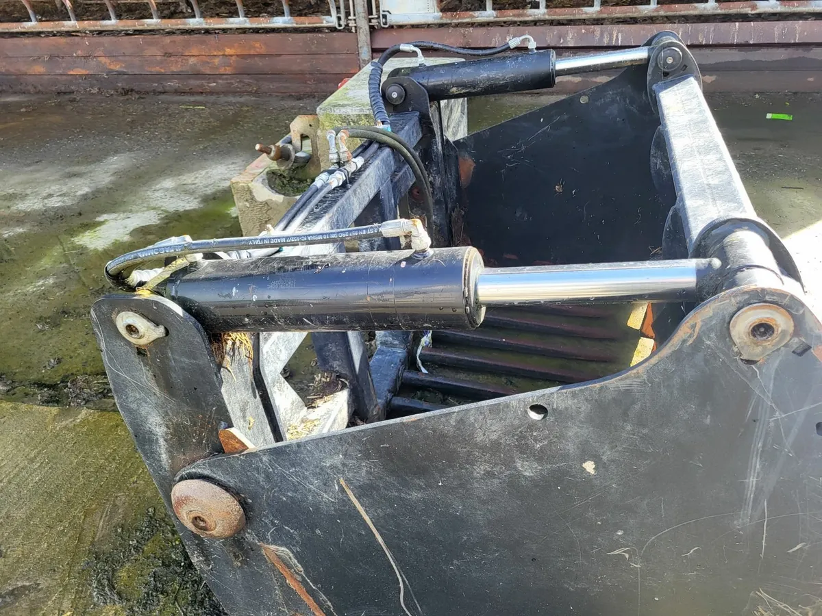 Shear grab - Image 1