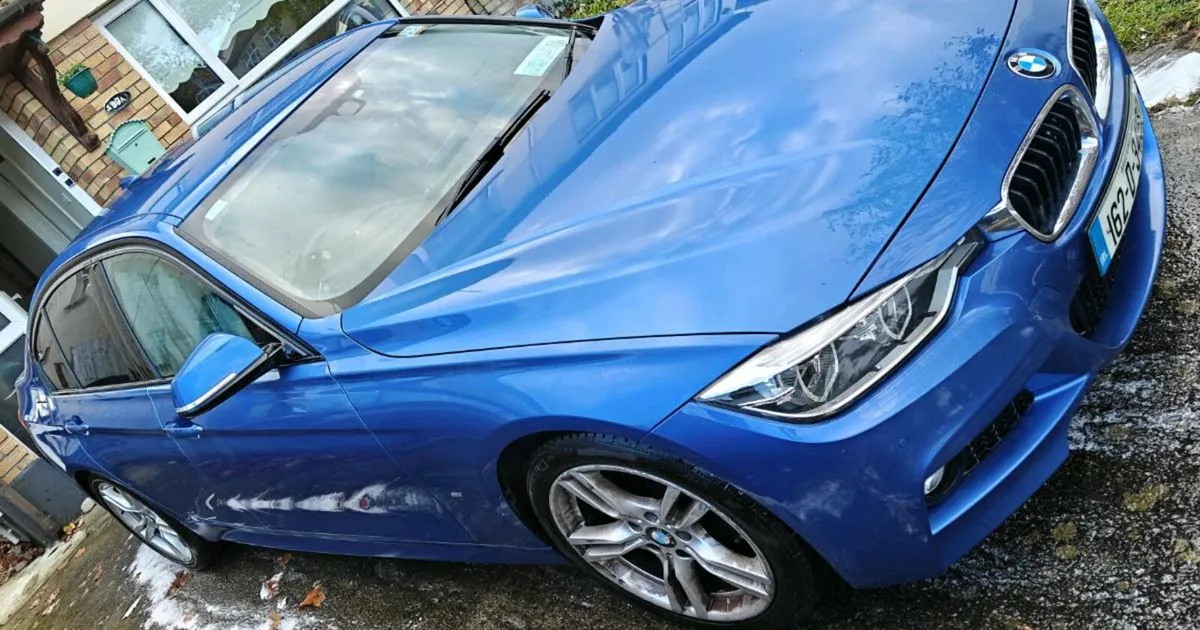 BMW 330e iPerformance - Image 2